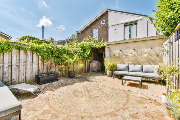 Courtyard Wall Repair